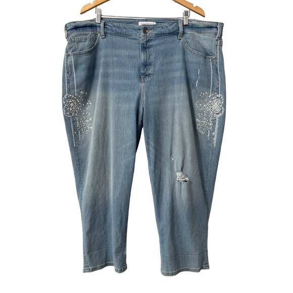 Lane Bryant Embroidered Embellished Girlfriend Crop Jean Size 24 Blue Light Wash - Picture 4 of 9